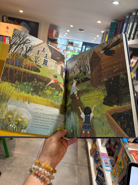 A Year in Nature - A Collection of Stories for Every Season