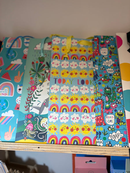 Today Looks Beautiful Gift Bag - Large