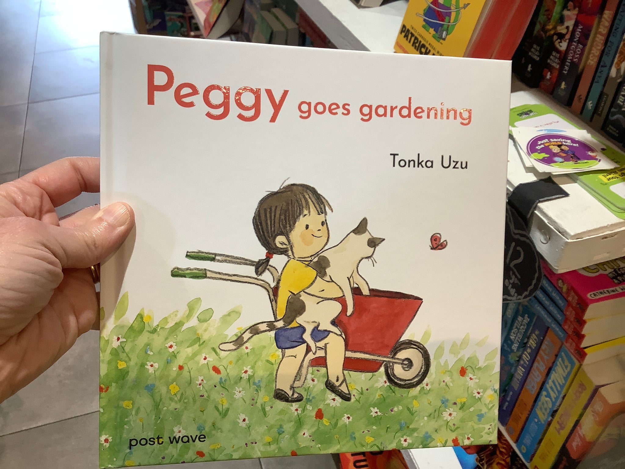 Peggy Goes Gardening HB