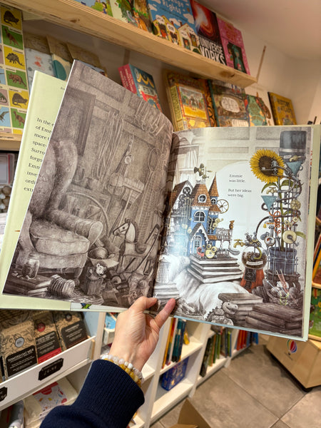 Emmie Builds Something New