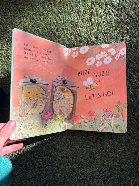 Little Bee's Book of Blooms