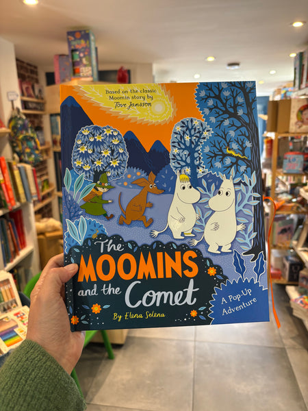 The Moomins and The Comet - a pop-up adventure