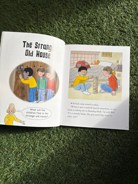 The Strange Old House and Other Stories Read With Oxford Stage 5