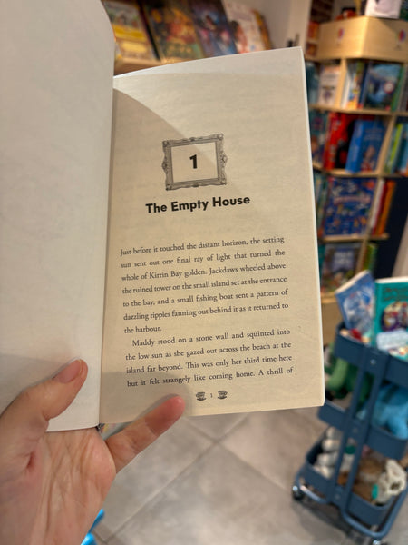 The New Famous Five: Five and the Smuggler’s Code #2