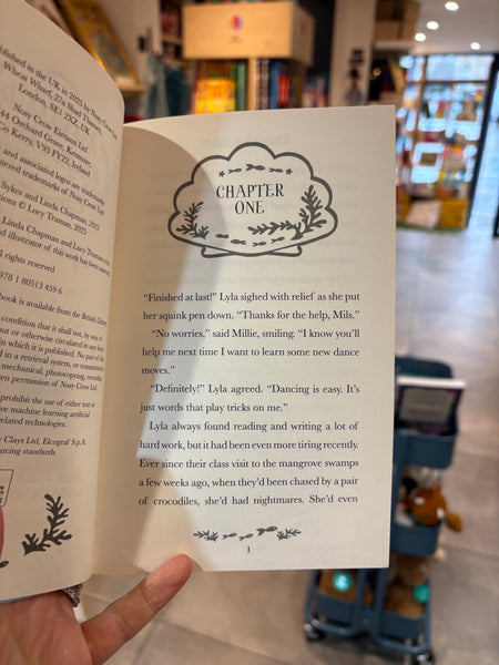 Mermaid Academy Lyla and Charm