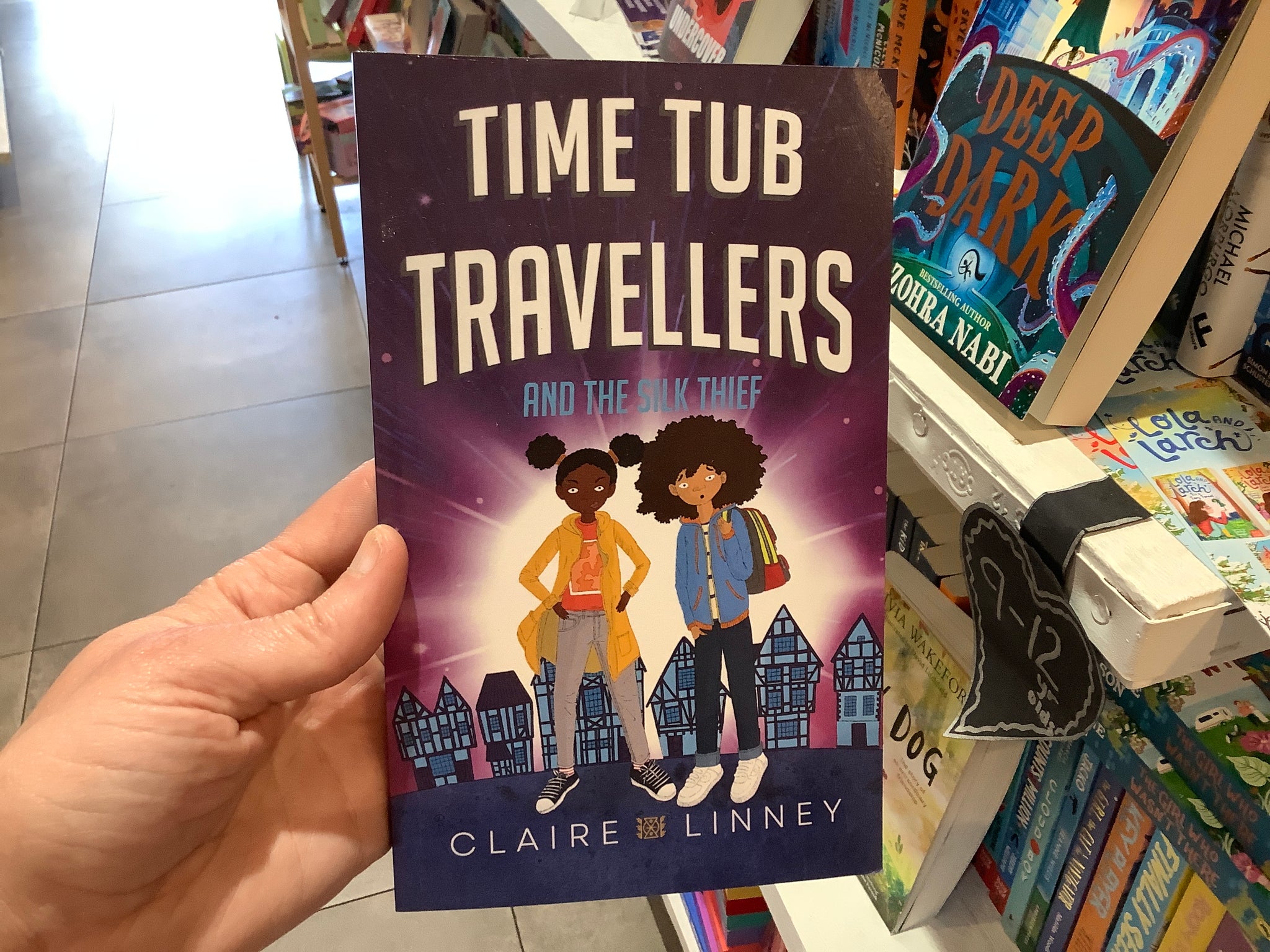 Time Tub Travellers and the Silk Thief