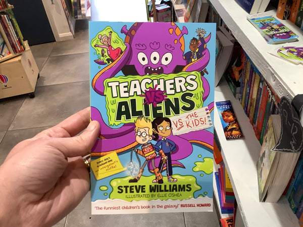 Teachers vs Aliens Vs The Kids!
