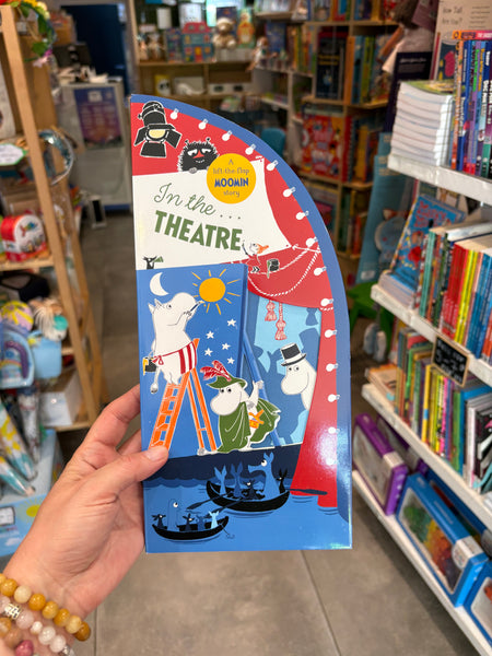 In the Theatre : A Lift-the-Flap Moomin Story