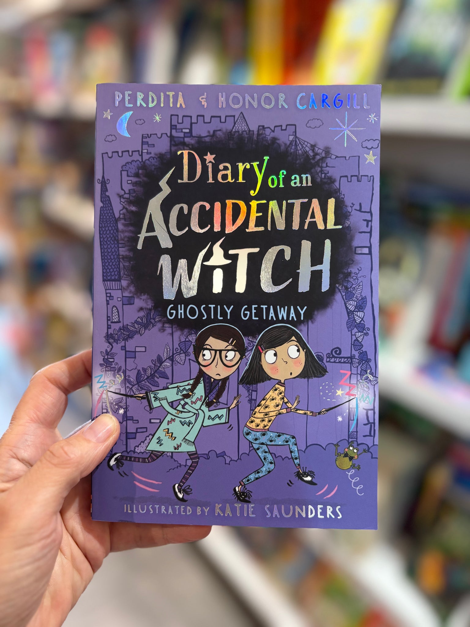 Diary of an Accidental Witch Ghostly Getaway #6