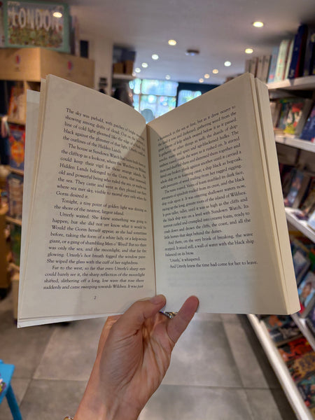 Utterly Dark and the Tides of Time (book 2)