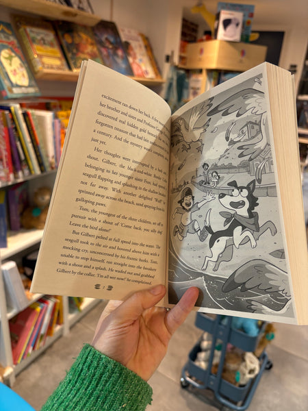 The New Famous Five: Five and the Smuggler’s Code #2