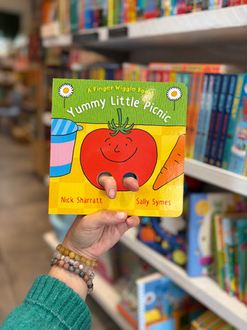 A Finger Wiggle Book Yummy Little Picnic
