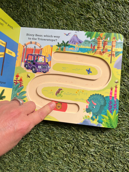 Bizzy Bear At The Dinosaur Park