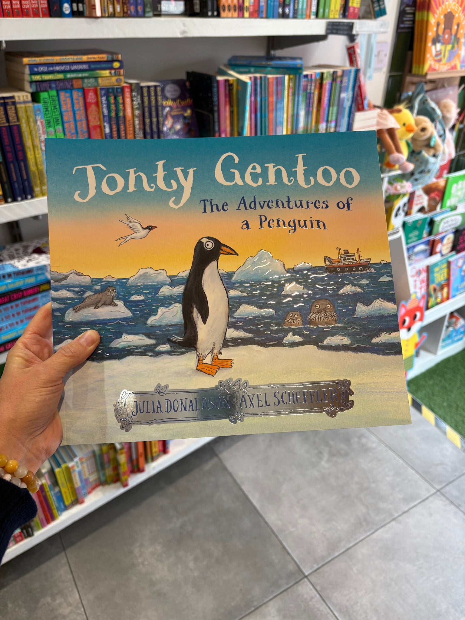 Jonty Gentoo The Adventures of a Penguin (paperback)