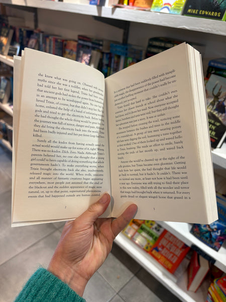 Let Sleeping Gods Lie - Thiago De Moraes