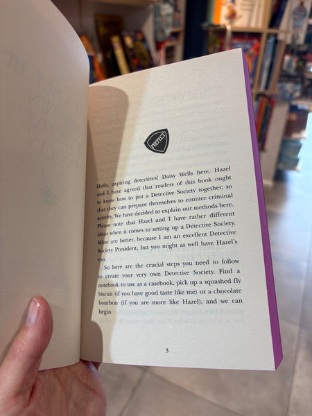 Cream Buns and Crime (A Murder Most Unladylike Collection)