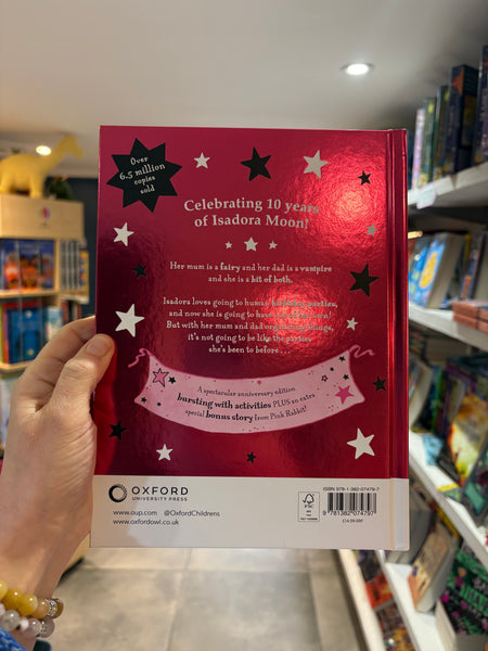 Isadora Moon Has A Birthday - 10th Anniversary Edition