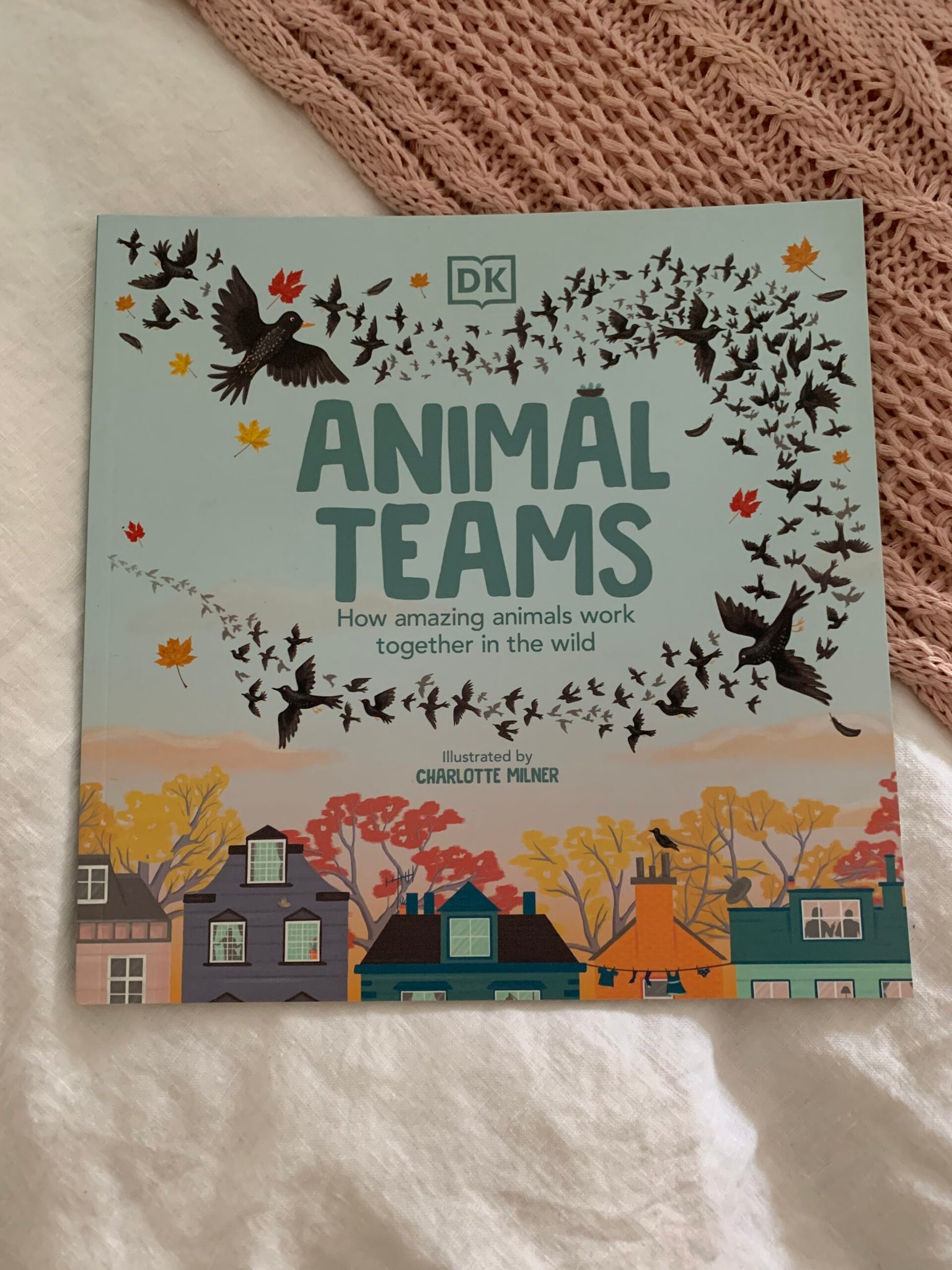 Animal Teams book for kids See how different animal groups work together to survive in the wild, protect each other from danger, and share their food and warmth.
