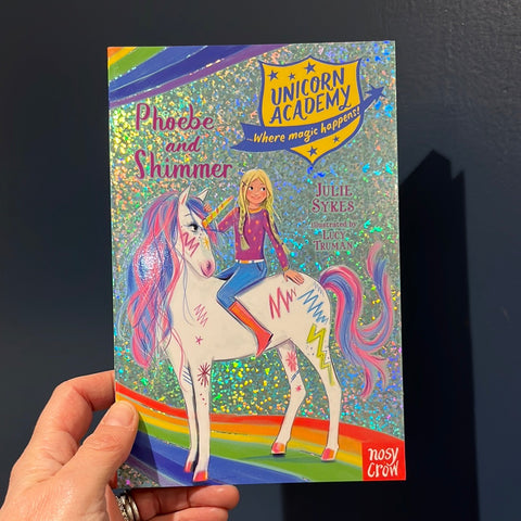 Unicorn Academy- Phoebe and Summer